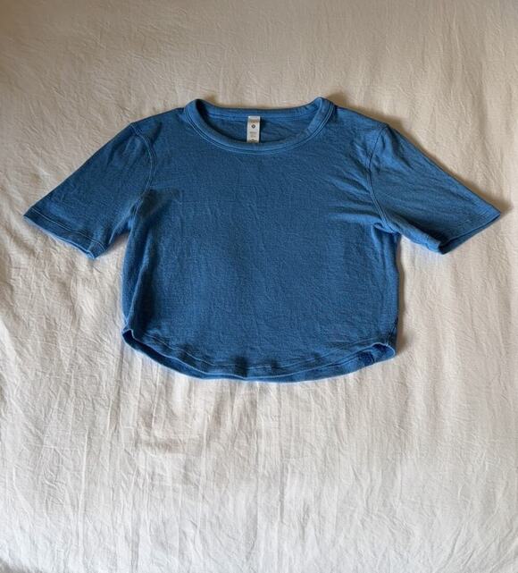 Lululemon Tops - Lululemon Women's Short Sleeve T-Shirt Blue Textured Ribbed Athletic Casual